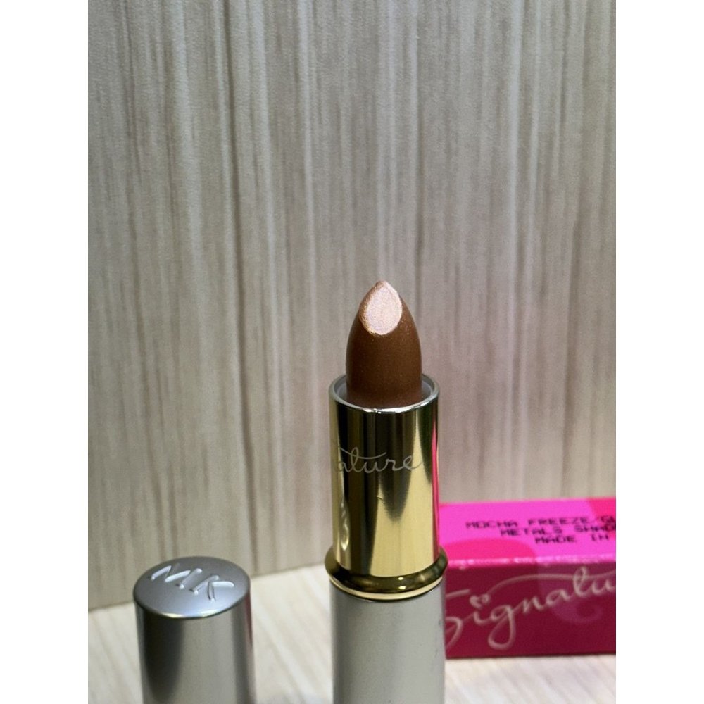 DISCONTINUED New In Box Mary Kay Signature Creme Lipstick Mocha Freeze Full Size - Picture 3 of 8